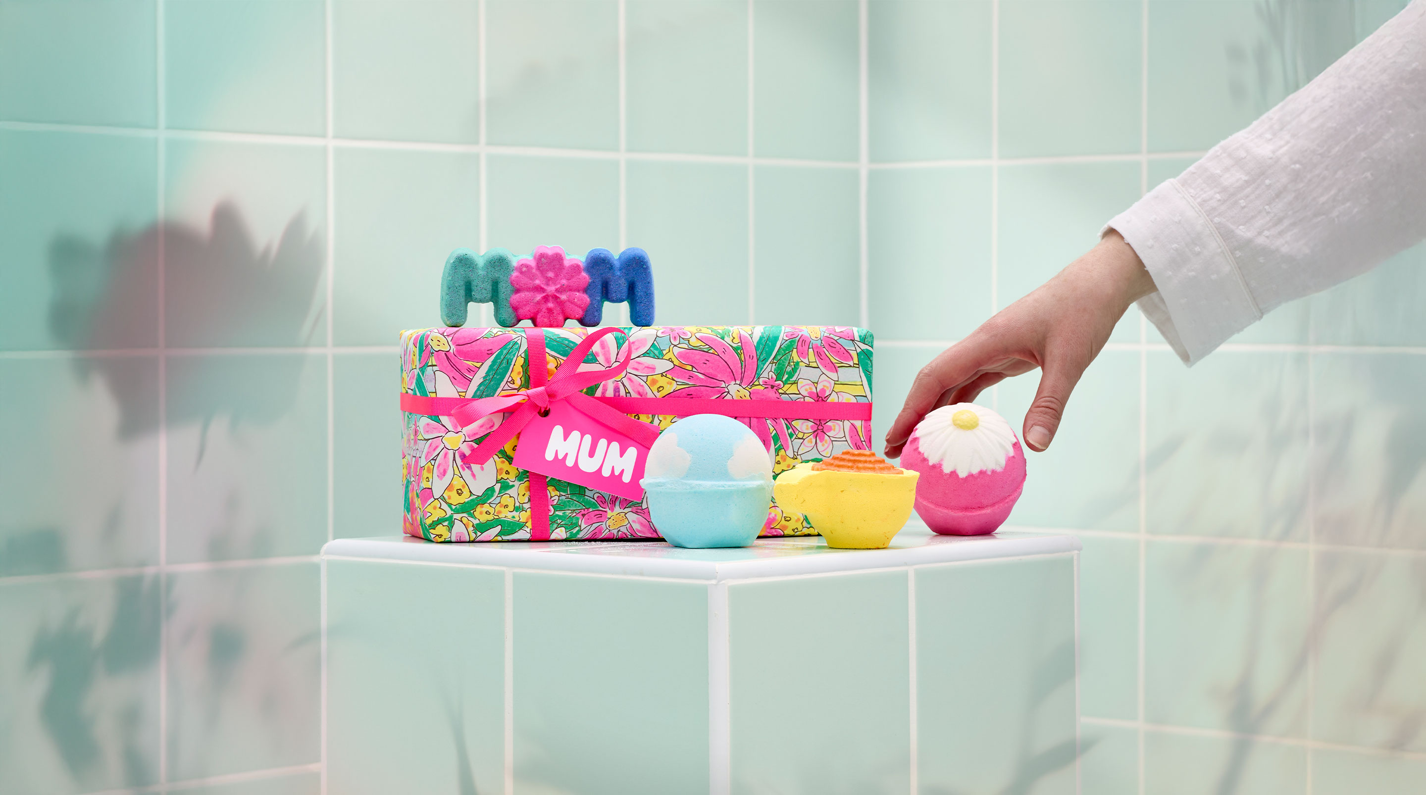 母の日ギフト特集 2026｜バスボム・限定ギフトセット | LUSH | LUSH